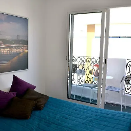 Arts, Cultural & Design District With A Sunny View Lisbon